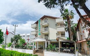 Green Palm Hotel