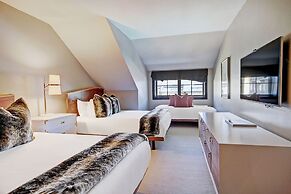 Iconic 5 Bedroom Penthouse at the Ritz-Carlton by RedAwning - Save 20%