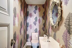 Luxurious Chalet w/ Private Elevator by RedAwning - Save 20% on 7+ Nig