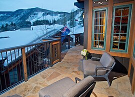 Luxurious Chalet w/ Private Elevator by RedAwning - Save 20% on 7+ Nig