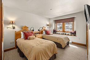 3br 3.5ba Townhome Steps To Beaver Creek Ge & Lifts 3 Bedroom Townhous