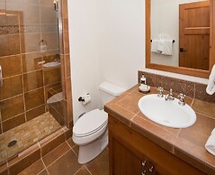 Lavish 3br 3.5ba Bachelor Gulch  Steps To Lifts 3 Bedroom Condo by Red