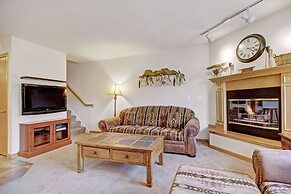 Bright 2br 2ba - Steps To Vibrant Main Street + Ski-to-town 2 Bedroom 