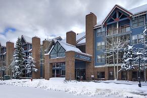 Bright 2br 2ba - Steps To Vibrant Main Street + Ski-to-town 2 Bedroom 