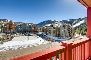 Village , Walk To Slopes, Heated Pool Access 1 Bedroom Condo by RedAwn