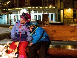 Village , Walk To Slopes, Heated Pool Access 1 Bedroom Condo by RedAwn