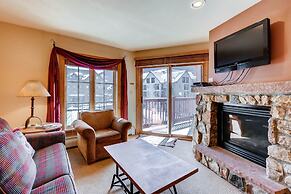 Village , Walk To Slopes, Heated Pool Access 1 Bedroom Condo by RedAwn