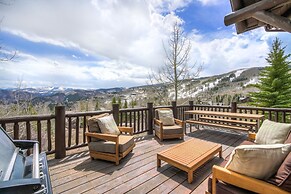 Luxury renovation! Ski-in/Ski-out 5 Br Private Townhome, Top of Bachel