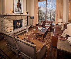 Book By 11/1-premier Mountainside 2br  At Lodge At Vail 2 Bedroom Cond
