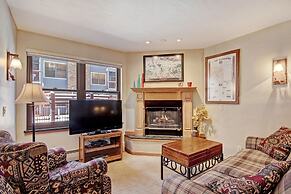 Warm + Inviting 2br Winter Escape-perfectly Located Downtown 2 Bedroom