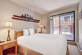 Warm + Inviting 2br Winter Escape-perfectly Located Downtown 2 Bedroom