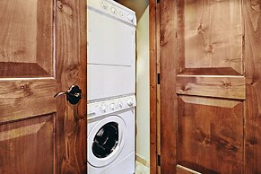 Vail Village Private 4 BR Residence w Full Kitchen by RedAwning - Save