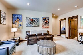 New 3bdr Luxury -fireplace,on-site Parking,kids Ski Free 3 Bedroom Tow