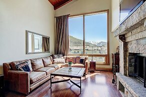 2 BR Condo at The Lodge at Vail View of Gore Range by RedAwning - Save