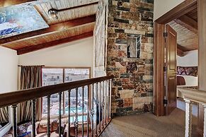 2 BR Condo at The Lodge at Vail View of Gore Range by RedAwning - Save