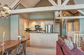 Slopeside Living - 3br 4ba At Pines Lodge 3 Bedroom Condo by RedAwning