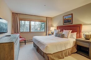 Slopeside Living - 3br 4ba At Pines Lodge 3 Bedroom Condo by RedAwning