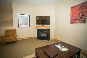 Huge Condo with Stunning Views from Oversized Deck by RedAwning - Save