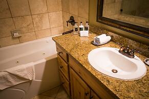 Huge Condo with Stunning Views from Oversized Deck by RedAwning - Save