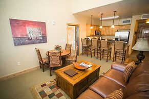 Huge Condo with Stunning Views from Oversized Deck by RedAwning - Save