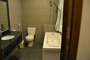 Platinum Hotel