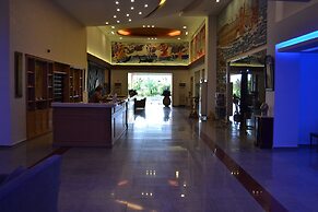 Platinum Hotel