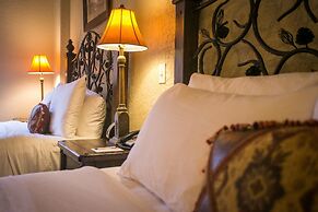 Large Condo, Steps Away from Canyons Village by RedAwning - Save 20% o