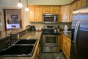 Large Condo, Steps Away from Canyons Village by RedAwning - Save 20% o