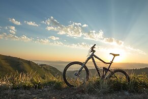 Stay in Comfort while Enjoying Valley Views by RedAwning - Save 20% on