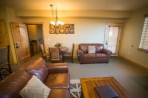 Stay in Comfort while Enjoying Valley Views by RedAwning - Save 20% on