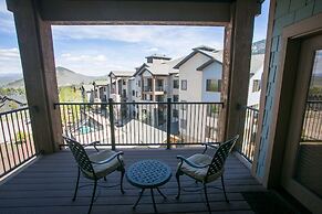 Shared Balcony Stunning Views & Steps from Slopes by RedAwning - Save 