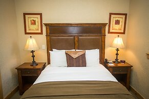 Shared Balcony Stunning Views & Steps from Slopes by RedAwning - Save 