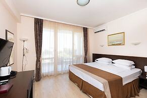 Rome Palace Deluxe