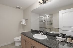 Founders Pointe 1 bedroom  Condo by RedAwning