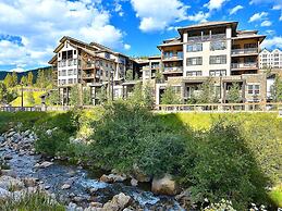 Founders Pointe 1 bedroom  Condo by RedAwning