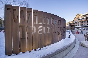 Founders Pointe 1 bedroom  Condo by RedAwning