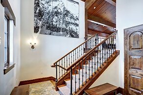 Luxury Mountainside 5BR halet in Vail Village by RedAwning - Save 20% 