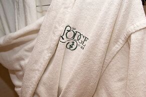 Gorgeous 5 Bedroom Private Chalet in Vail Village by RedAwning - Save 