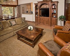 3BR Residence w/ Cozy Fire Place - Lodge at Vail by RedAwning - Save 2
