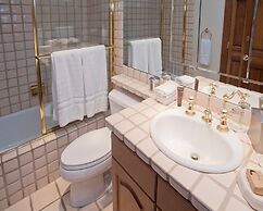 3BR Residence w/ Cozy Fire Place - Lodge at Vail by RedAwning - Save 2