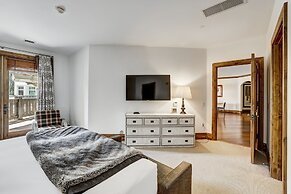 Arrabelle Luxury 4 BR Condo- Close To The Mountain by RedAwning - Save