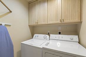 Scenic Penthouse  For 10, Ski In At Pines Lodge 3 Bedroom Condo by Red