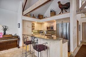 Ski In & Slopeside Luxury Townhome At Pines Lodge Sleeps 12 4 Bedroom 
