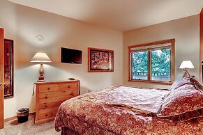 Upgraded 2bdr In Ge/walk To Slopes, Fireplace & Balcony 2 Bedroom Cond