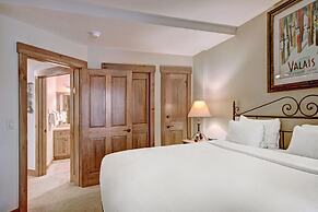 Ski-in 1br  Steps To Gondola + Main St, Sleeps 4 1 Bedroom Condo by Re