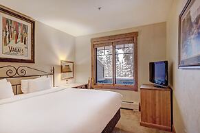 Ski-in 1br  Steps To Gondola + Main St, Sleeps 4 1 Bedroom Condo by Re