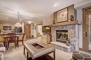 Ski-in 1br  Steps To Gondola + Main St, Sleeps 4 1 Bedroom Condo by Re