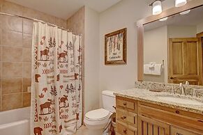 Luxe 2br 2ba - Rocky Mountain Views + Walk To Mainstreet 2 Bedroom Apt