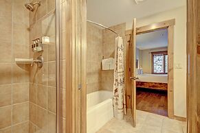 Luxe 2br 2ba - Rocky Mountain Views + Walk To Mainstreet 2 Bedroom Apt