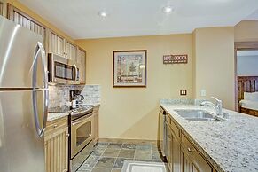 Luxe 2br 2ba - Rocky Mountain Views + Walk To Mainstreet 2 Bedroom Apt